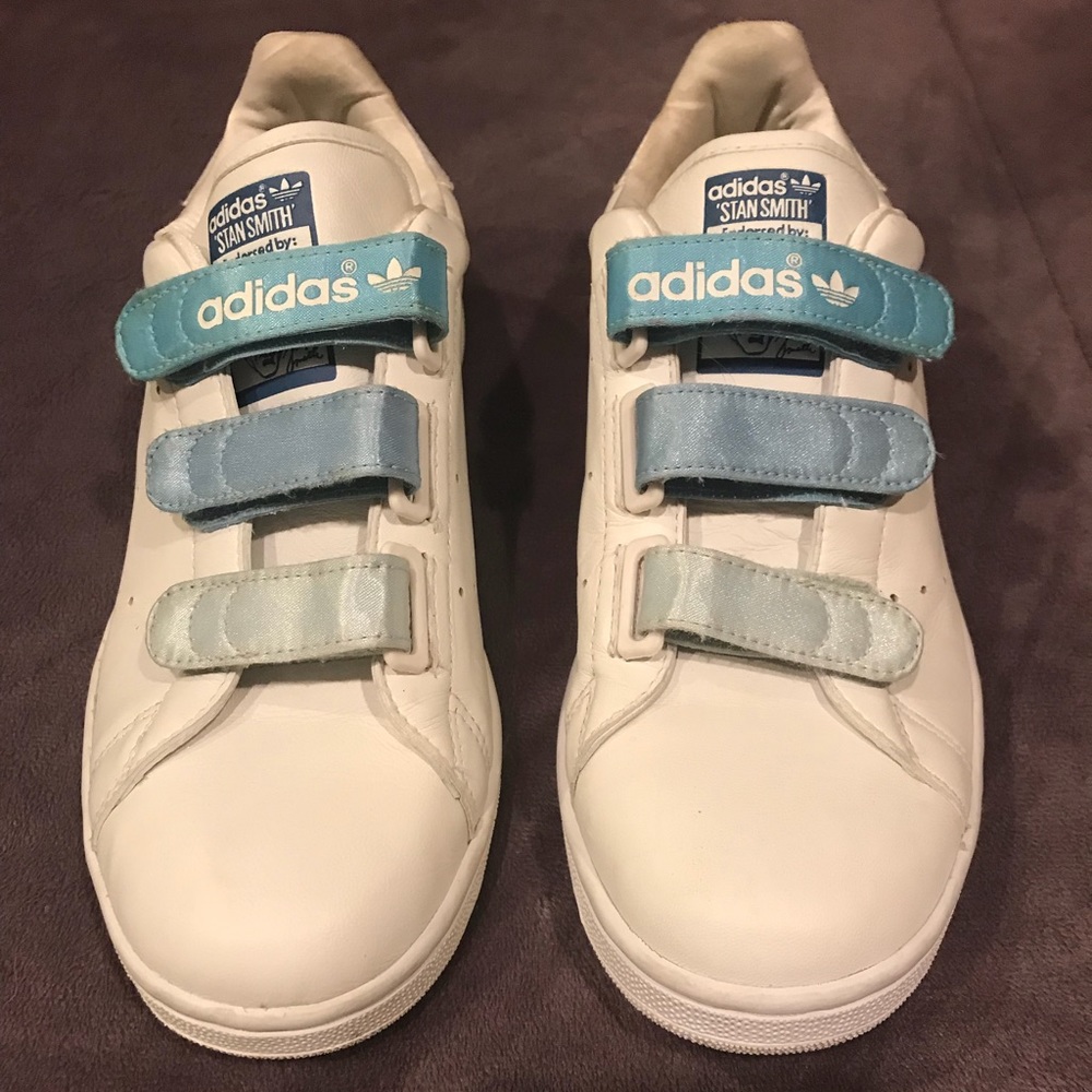 Stan Smith Women’s Velcro adidas- rare